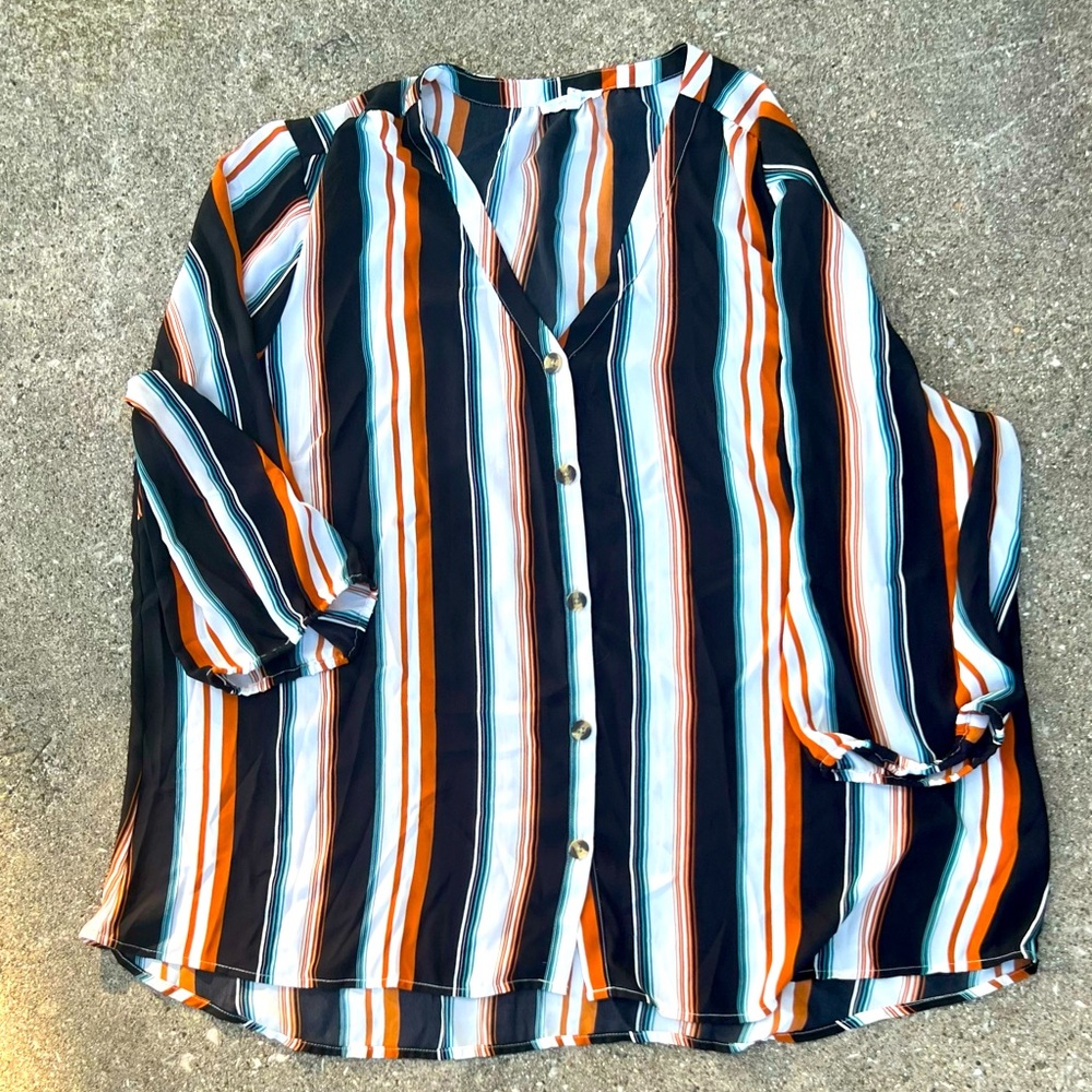 Button down shirt with 3/4 length sleeves